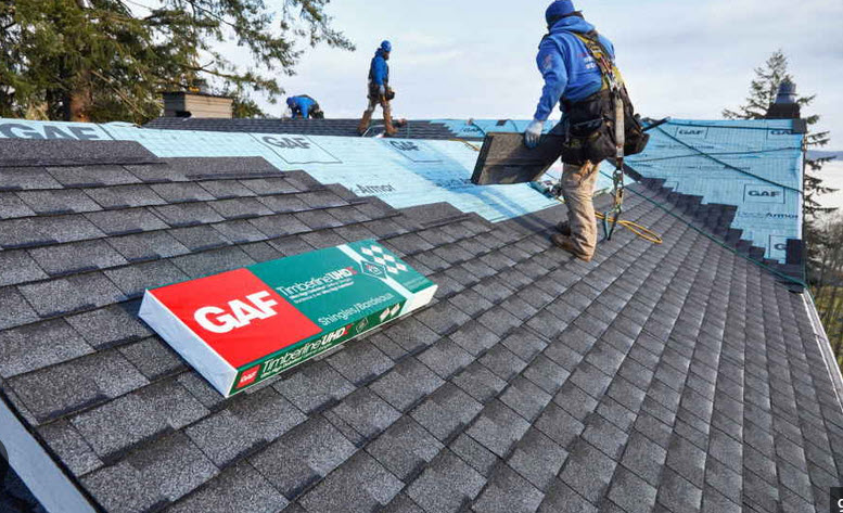 Photo-of-Men-Installing-a-GAF-Roof-For-Homepage